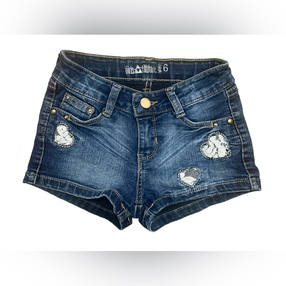 GIRLS ATTITUDE - 6 - Heart Patch Jean Shorts